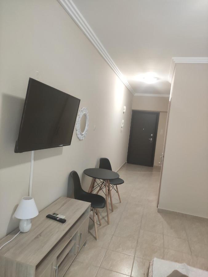 G M 3 Rooms Kentpo In The Heart Of The City Лариса Экстерьер фото